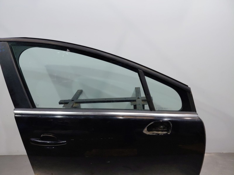 Recambio de puerta delantera derecha para peugeot 5008 (0u_, 0e_) 1.6 hdi referencia OEM IAM 9004AV  
