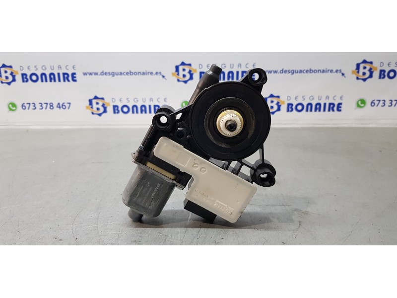 Recambio de motor elevalunas trasero derecho para seat leon (5f1) fr referencia OEM IAM 5Q0959812E   Recambio de motor elevalunas trasero derecho para seat leon (5f1) fr referencia OEM IAM 5Q0959812E