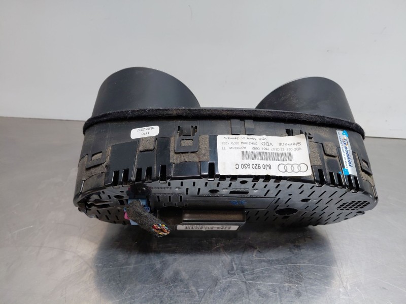 Recambio de cuadro instrumentos para audi tt (8j3/8j9) coupe referencia OEM IAM 8J0920930C  
