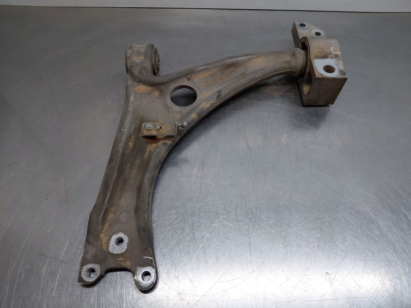Recambio de brazo suspension inferior delantero izquierdo para audi tt (8j3/8j9) coupe referencia OEM IAM 8J0407151D  