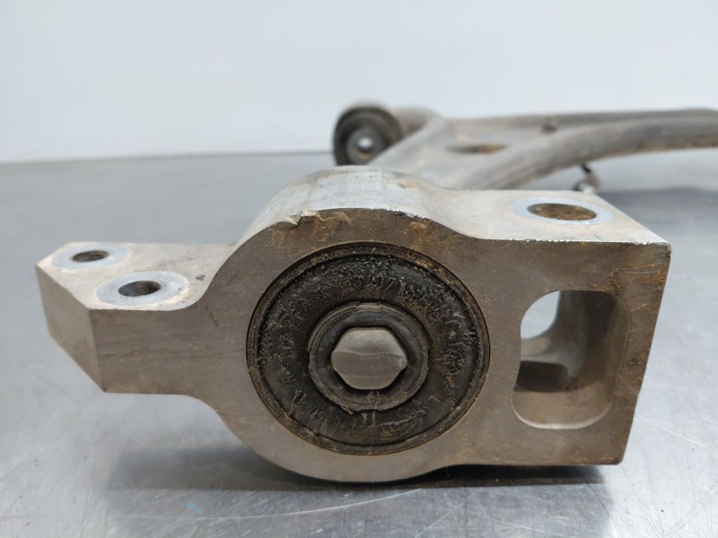 Recambio de brazo suspension inferior delantero izquierdo para audi tt (8j3/8j9) coupe referencia OEM IAM 8J0407151D  