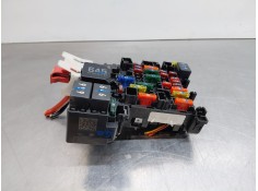 Recambio de caja reles / fusibles para seat ateca style go referencia OEM IAM 5Q0937615C  