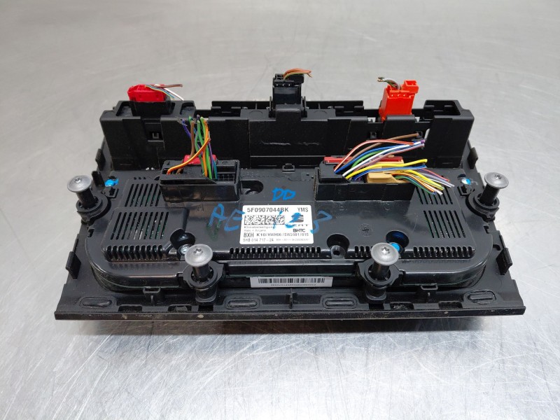 Recambio de mando climatizador para seat ateca style go referencia OEM IAM 5F0907044BK 5F0907044BKYMS 