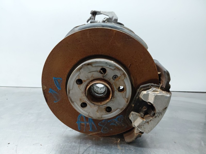 Recambio de mangueta delantera derecha para volkswagen t-cross advance referencia OEM IAM 2Q0407256AD  