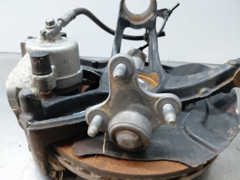 Recambio de mangueta delantera derecha para volkswagen t-cross advance referencia OEM IAM 2Q0407256AD  