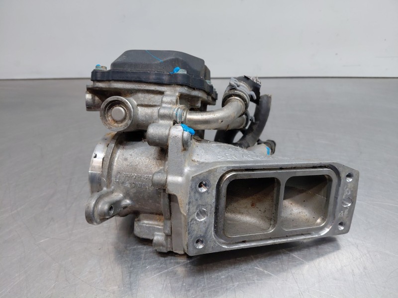 Recambio de caja mariposa para seat ateca style go referencia OEM IAM 04L128063T  