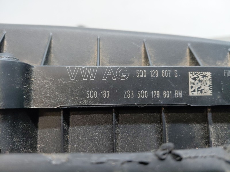 Recambio de filtro aire para seat ateca style go referencia OEM IAM 5Q0129607S  