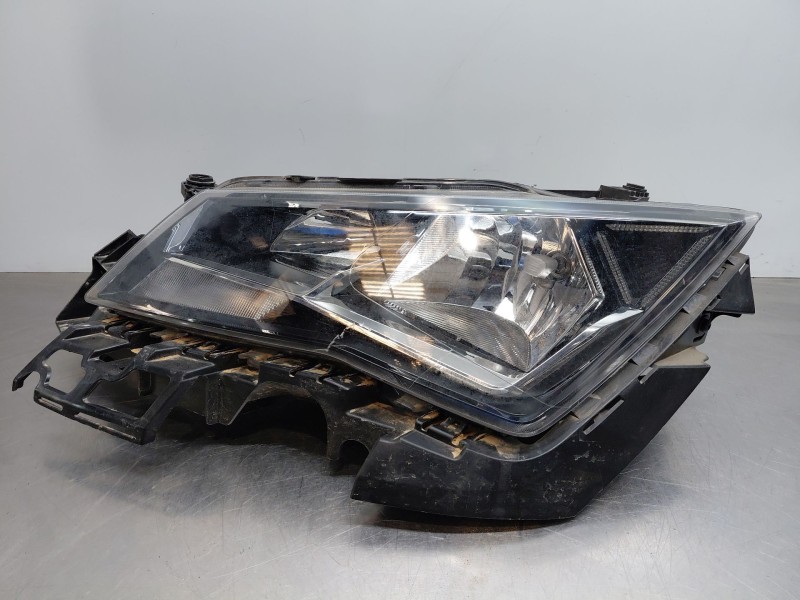 Recambio de faro izquierdo para seat ateca style go referencia OEM IAM 576941005A  
