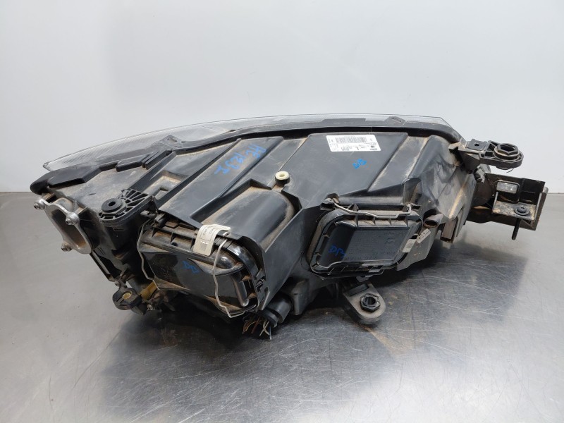 Recambio de faro izquierdo para seat ateca style go referencia OEM IAM 576941005A  