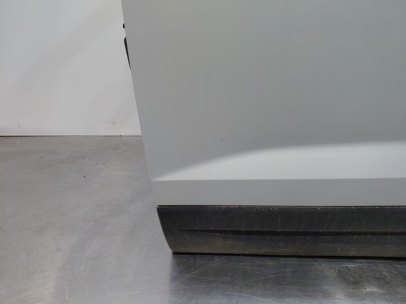 Recambio de puerta delantera izquierda para seat ateca style go referencia OEM IAM 575831051E  