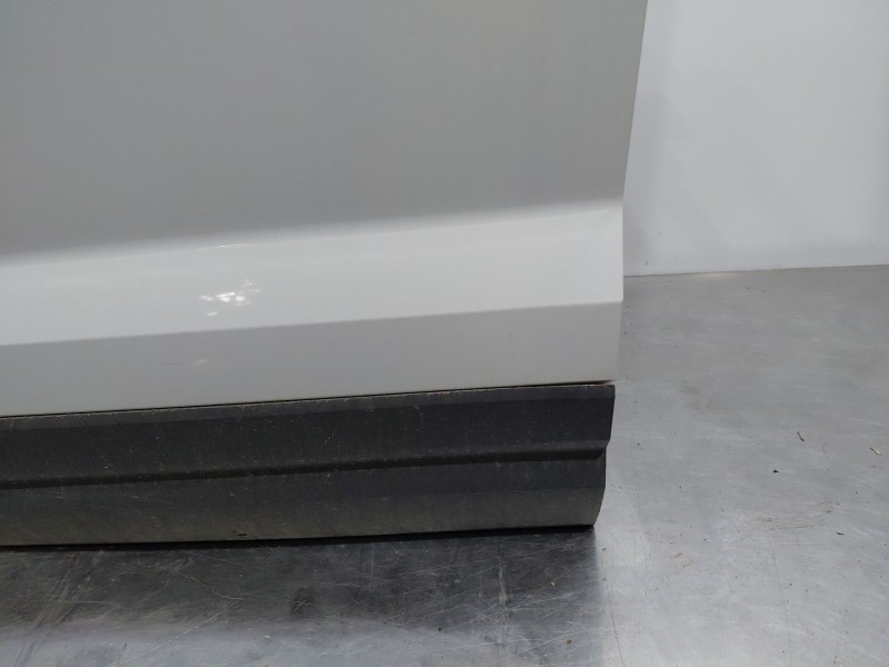 Recambio de puerta delantera izquierda para seat ateca style go referencia OEM IAM 575831051E  