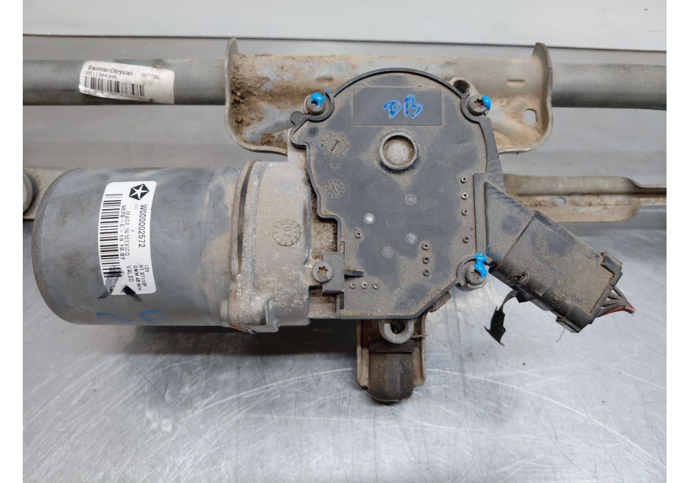 Recambio de motor limpia delantero para chrysler grand voyager v (rt) 2.8 crd referencia OEM IAM 68028559AA  