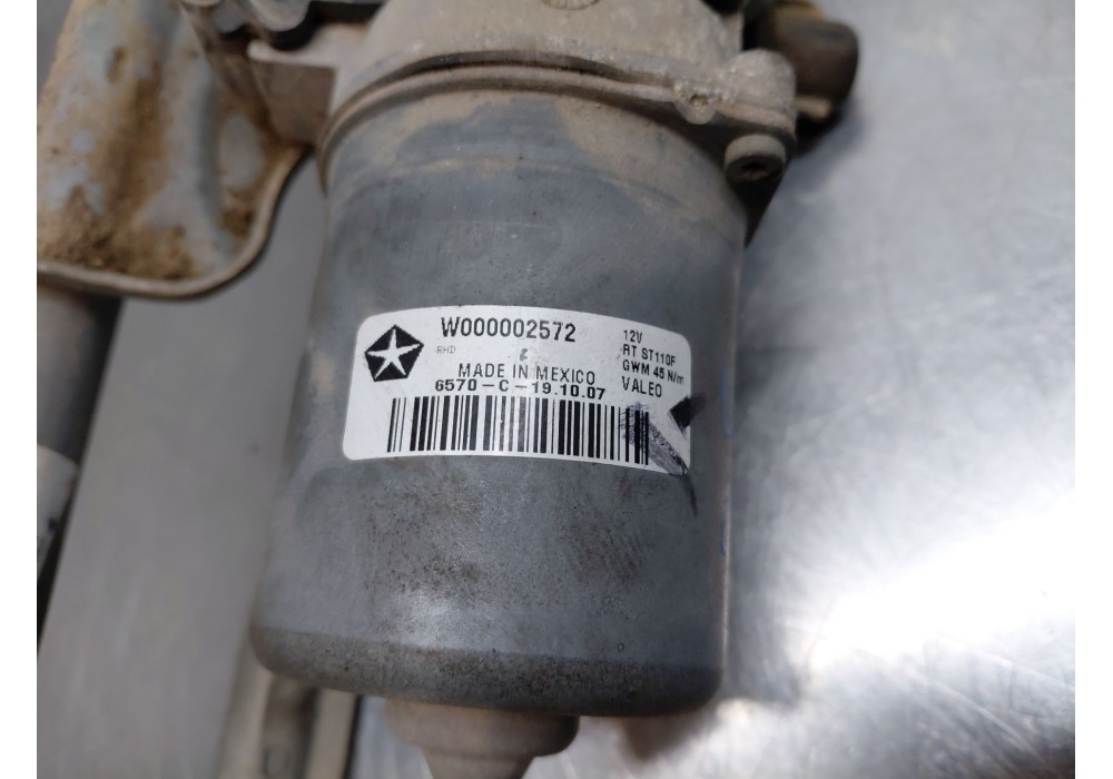 Recambio de motor limpia delantero para chrysler grand voyager v (rt) 2.8 crd referencia OEM IAM 68028559AA  