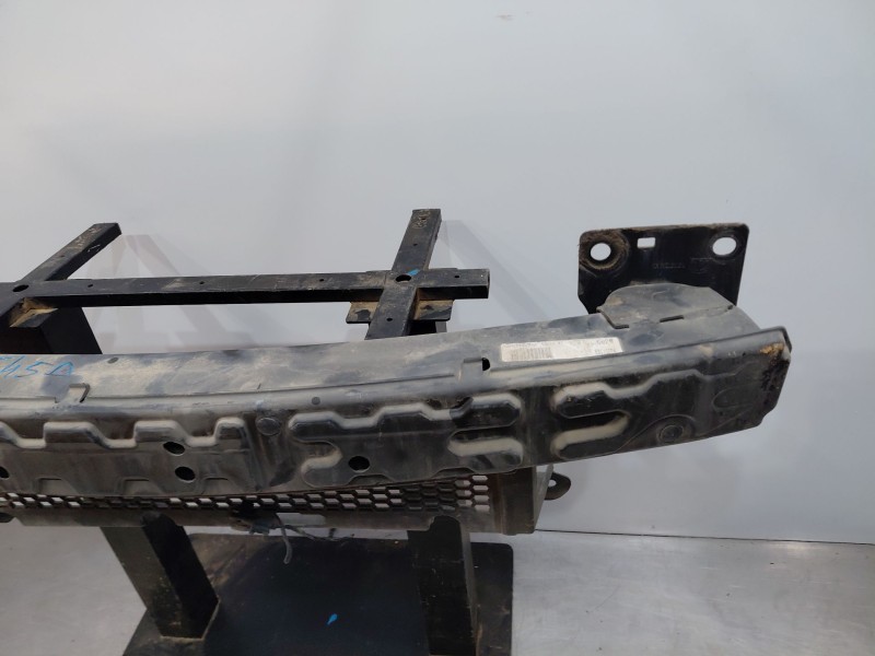 Recambio de refuerzo paragolpes delantero para chrysler grand voyager v (rt) 2.8 crd referencia OEM IAM 5113162AA  