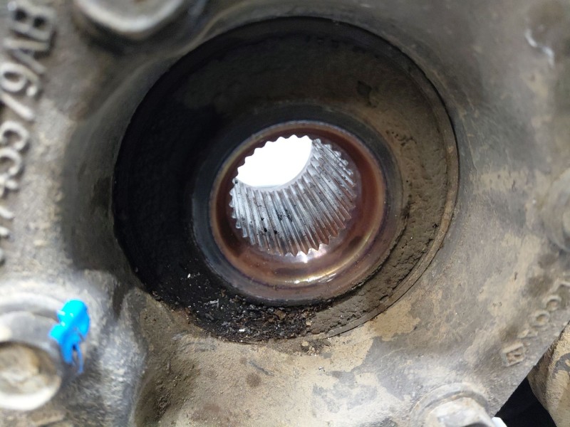 Recambio de mangueta delantera izquierda para chrysler grand voyager v (rt) 2.8 crd referencia OEM IAM 4743569AB  