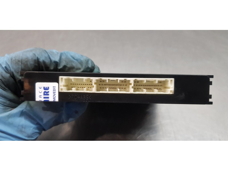 Recambio de modulo electronico para toyota rav4 hybrid 4x2 advance referencia OEM IAM 8999042430 2364003282 