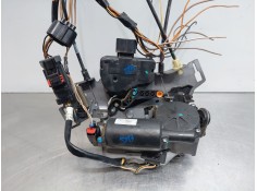 Recambio de cerradura puerta trasera derecha para chrysler grand voyager v (rt) 2.8 crd referencia OEM IAM 68030378AA  