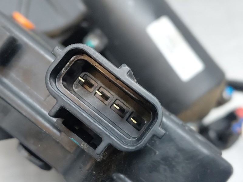 Recambio de cerradura puerta trasera derecha para chrysler grand voyager v (rt) 2.8 crd referencia OEM IAM 68030378AA  