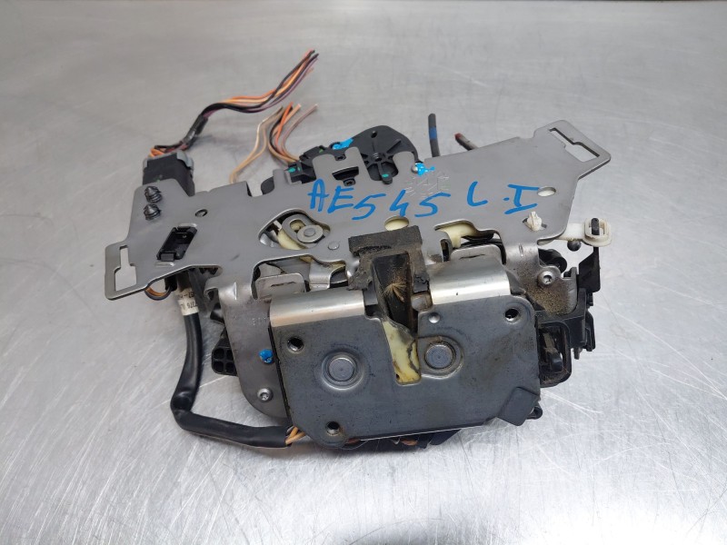 Recambio de cerradura puerta trasera izquierda para chrysler grand voyager v (rt) 2.8 crd referencia OEM IAM 68030379AA  