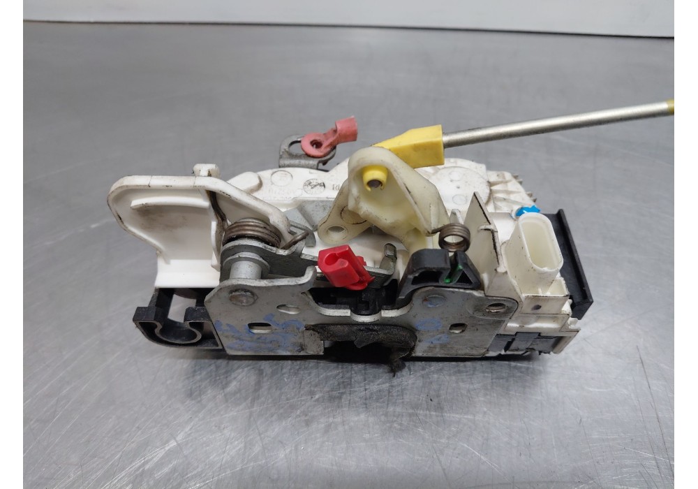 Recambio de cerradura puerta delantera derecha para chrysler grand voyager v (rt) 2.8 crd referencia OEM IAM 4589422AA  