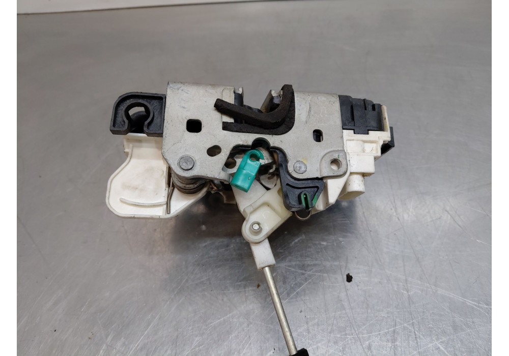 Recambio de cerradura puerta delantera izquierda para chrysler grand voyager v (rt) 2.8 crd referencia OEM IAM 4589417AA  