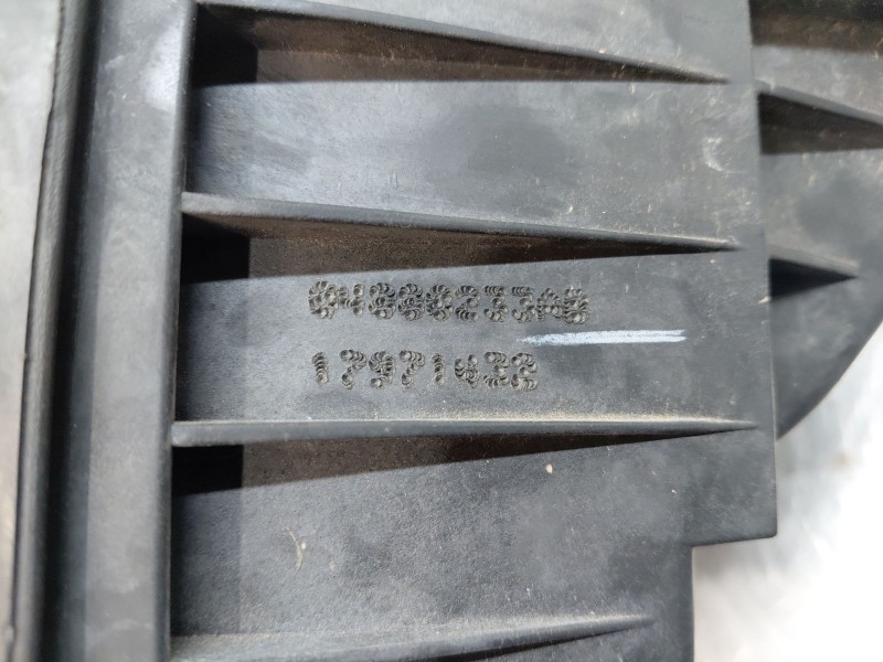 Recambio de filtro aire para chrysler grand voyager v (rt) 2.8 crd referencia OEM IAM 4809880AB  