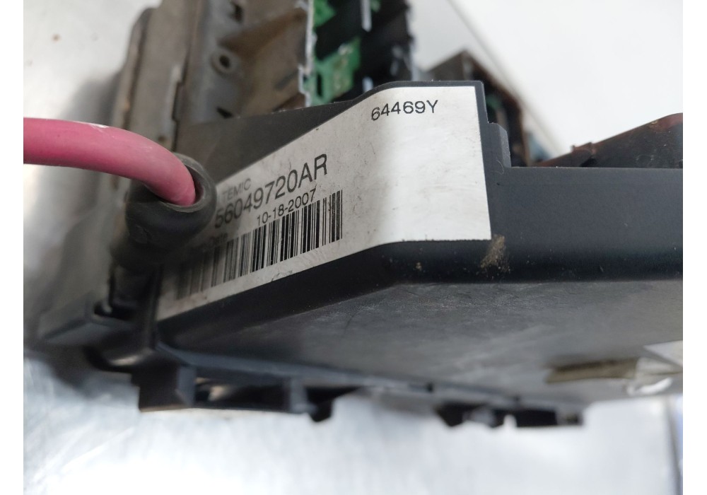 Recambio de caja reles / fusibles para chrysler grand voyager v (rt) 2.8 crd referencia OEM IAM 68036345AA 56049720R 