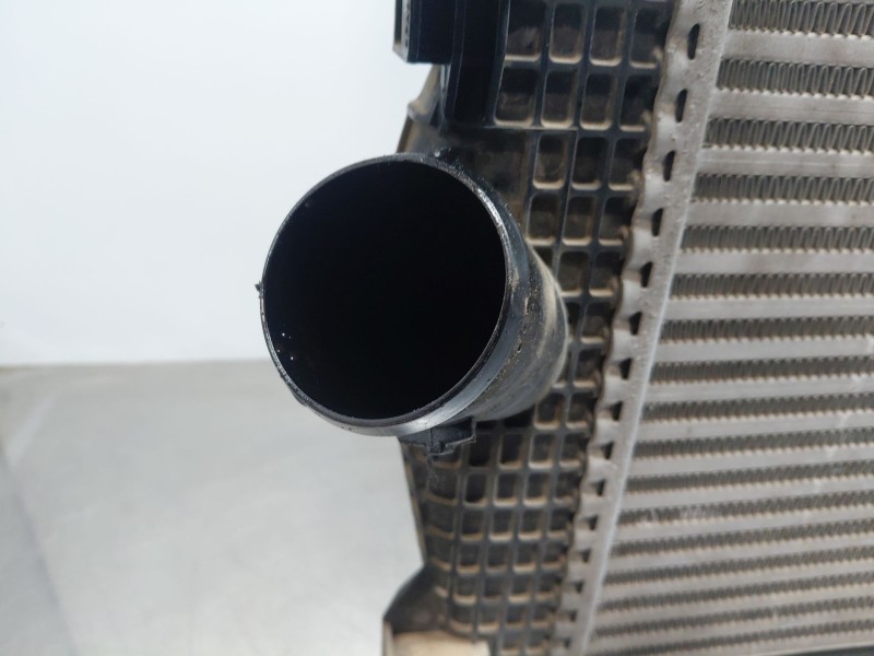 Recambio de intercooler para chrysler grand voyager v (rt) 2.8 crd referencia OEM IAM 04677732Ac  