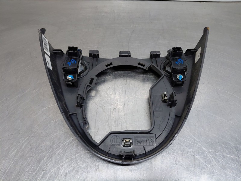 Recambio de mando elevalunas delantero izquierdo para fiat 500 sport referencia OEM IAM   