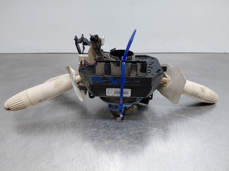 Recambio de mando multifuncion para fiat 500 sport referencia OEM IAM   