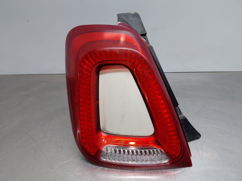 Recambio de piloto trasero izquierdo para fiat 500 sport referencia OEM IAM   