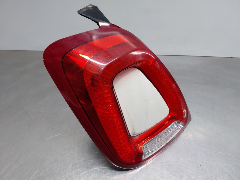 Recambio de piloto trasero izquierdo para fiat 500 sport referencia OEM IAM   