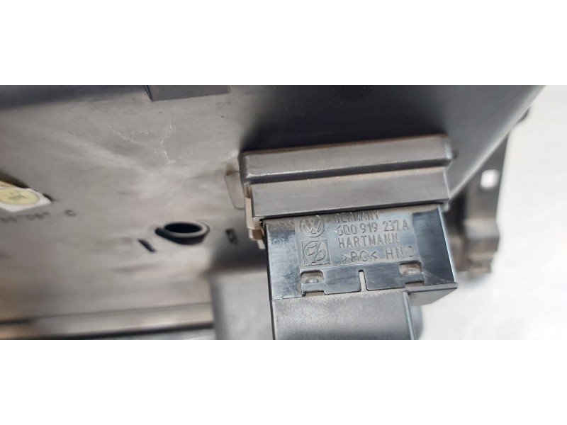 Recambio de guantera para volkswagen touran (1t1) advance referencia OEM IAM 1T1857101A   Recambio de guantera para volkswagen touran (1t1) advance referencia OEM IAM 1T1857101A