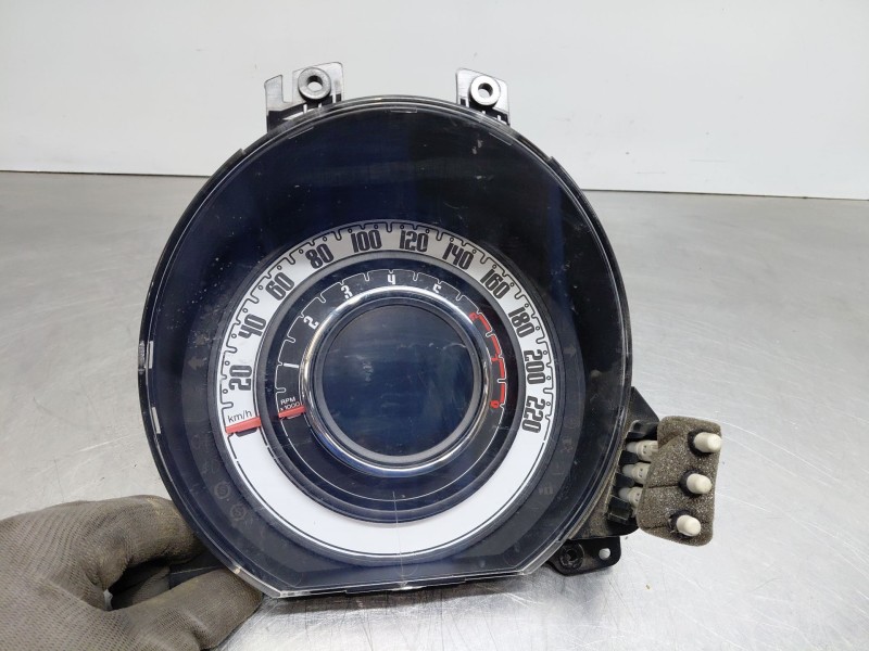 Recambio de cuadro instrumentos para fiat 500 sport referencia OEM IAM   