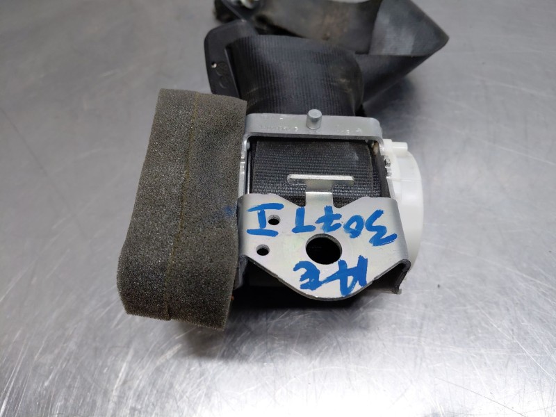 Recambio de cinturon seguridad trasero izquierdo para fiat 500 sport referencia OEM IAM   