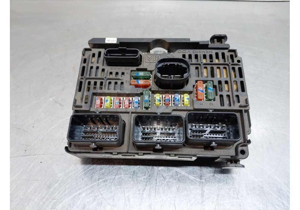Recambio de caja reles / fusibles para peugeot 407 (6d_) 1.8 16v (6d6fyc) referencia OEM IAM   