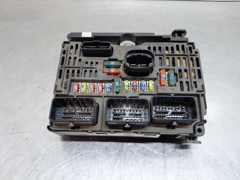 Recambio de caja reles / fusibles para peugeot 407 (6d_) 1.8 16v (6d6fyc) referencia OEM IAM   