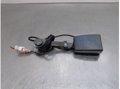 Recambio de enganche del cinturon delantero izq para nissan micra iii (k12) 1.2 16v referencia OEM IAM   