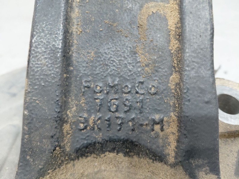 Recambio de mangueta delantera izquierda para volvo xc60 momentum referencia OEM IAM 31451326  