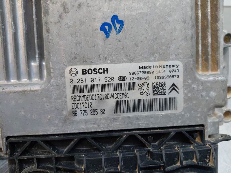 Recambio de centralita motor uce para peugeot 208 acces referencia OEM IAM 9666729680  