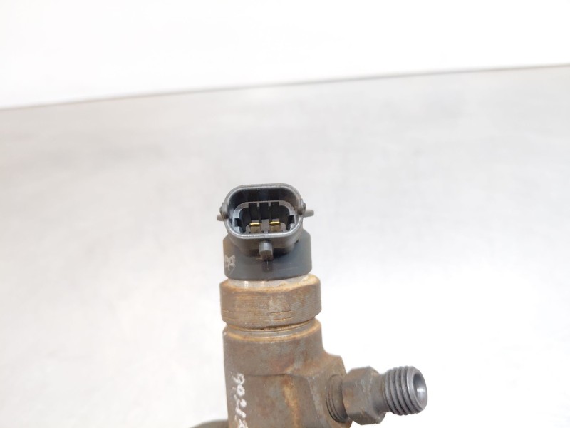 Recambio de inyector para peugeot 208 acces referencia OEM IAM   