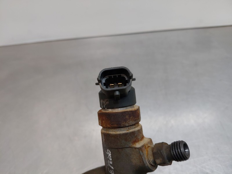 Recambio de inyector para peugeot 208 acces referencia OEM IAM   