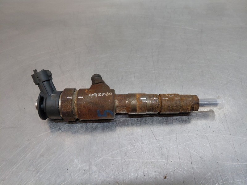 Recambio de inyector para peugeot 208 acces referencia OEM IAM   
