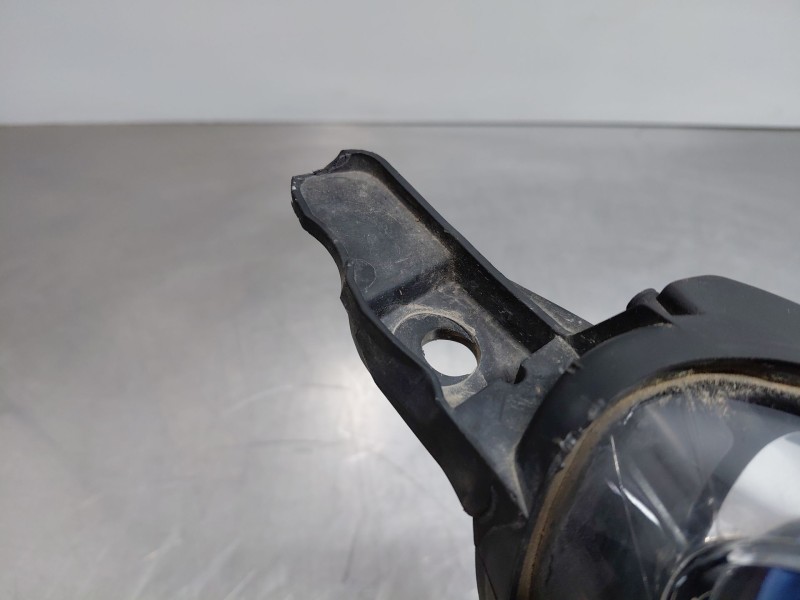 Recambio de faro derecho para peugeot 407 (6d_) 1.8 16v (6d6fyc) referencia OEM IAM 620690  