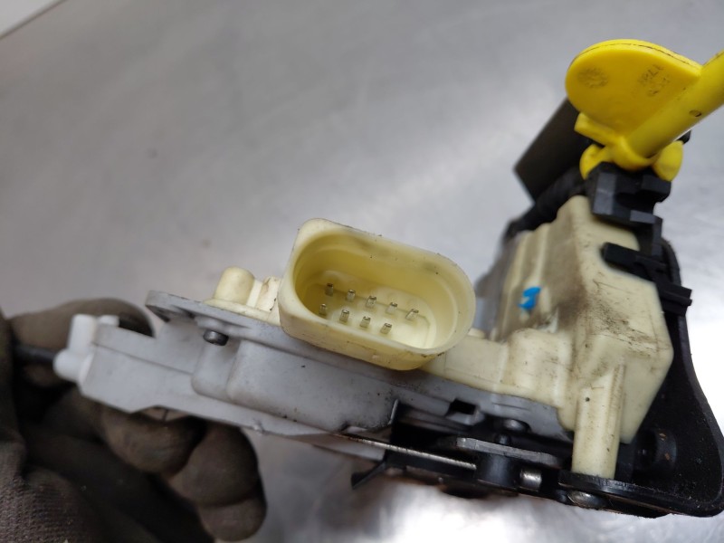 Recambio de cerradura puerta delantera izquierda para audi tt (8j3/8j9) coupe referencia OEM IAM 8J1837015A  