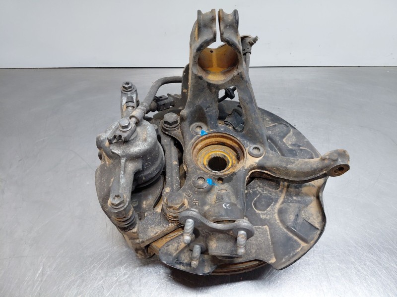 Recambio de mangueta delantera derecha para seat ateca style go referencia OEM IAM   