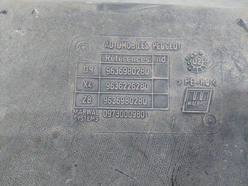 Recambio de deposito aditivo fap ( urea - adblue ) para peugeot 807 (eb_) 2.2 hdi referencia OEM IAM 1500CL  