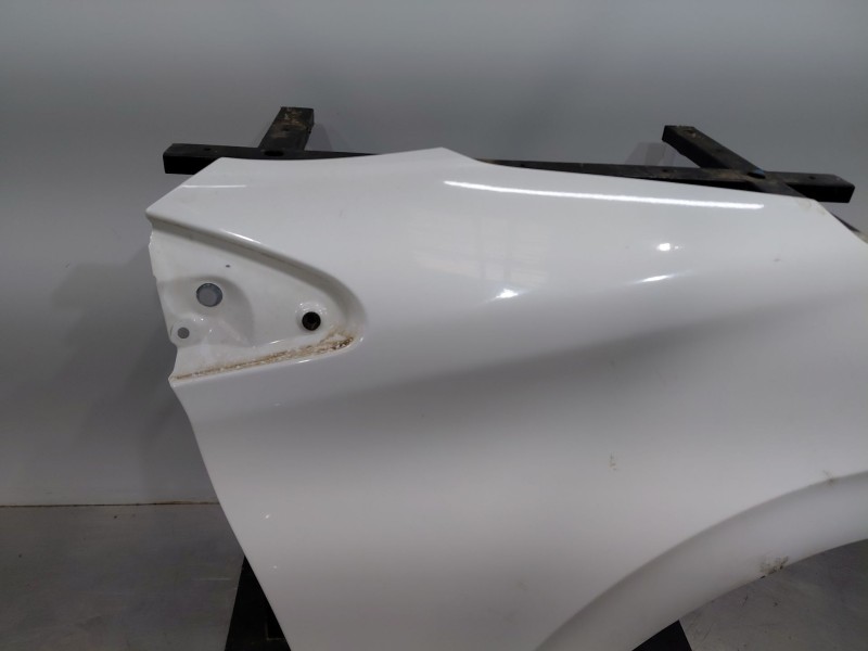 Recambio de aleta delantera derecha para peugeot 208 acces referencia OEM IAM 9672971480  