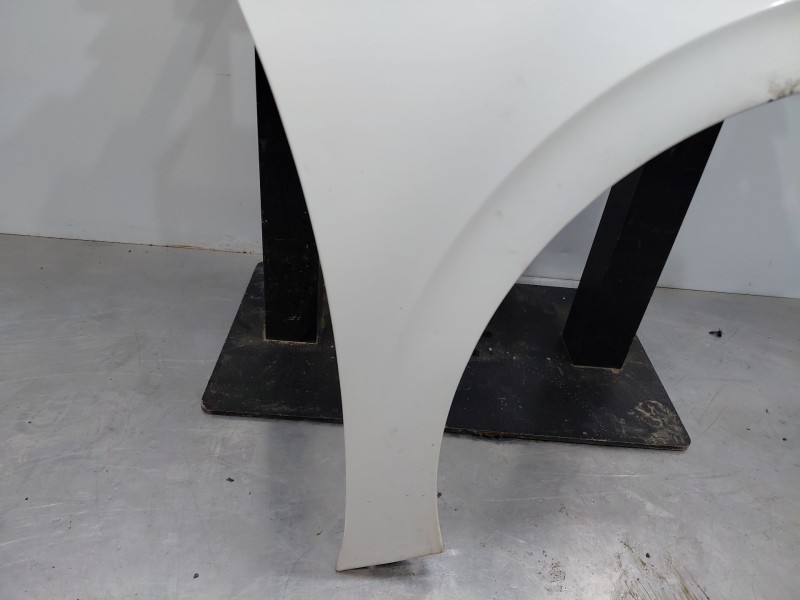 Recambio de aleta delantera derecha para peugeot 208 acces referencia OEM IAM 9672971480  