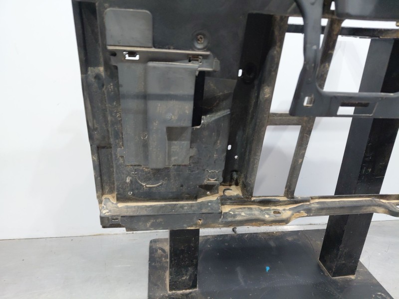 Recambio de panel frontal para peugeot 208 acces referencia OEM IAM 9676534380  